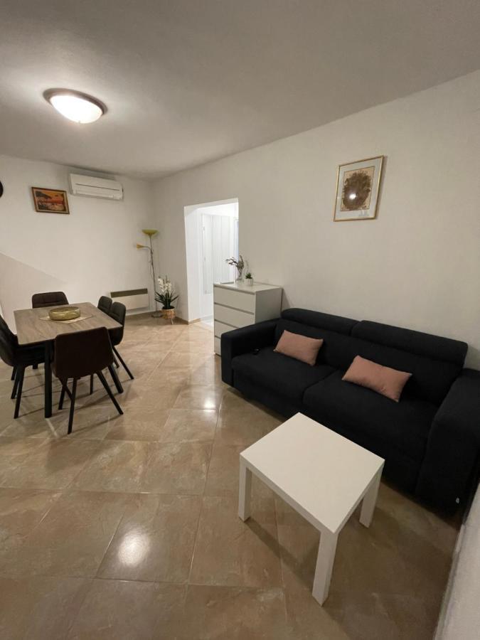 Holiday Home “Marko” With Heated Pool! Nin Exterior photo
